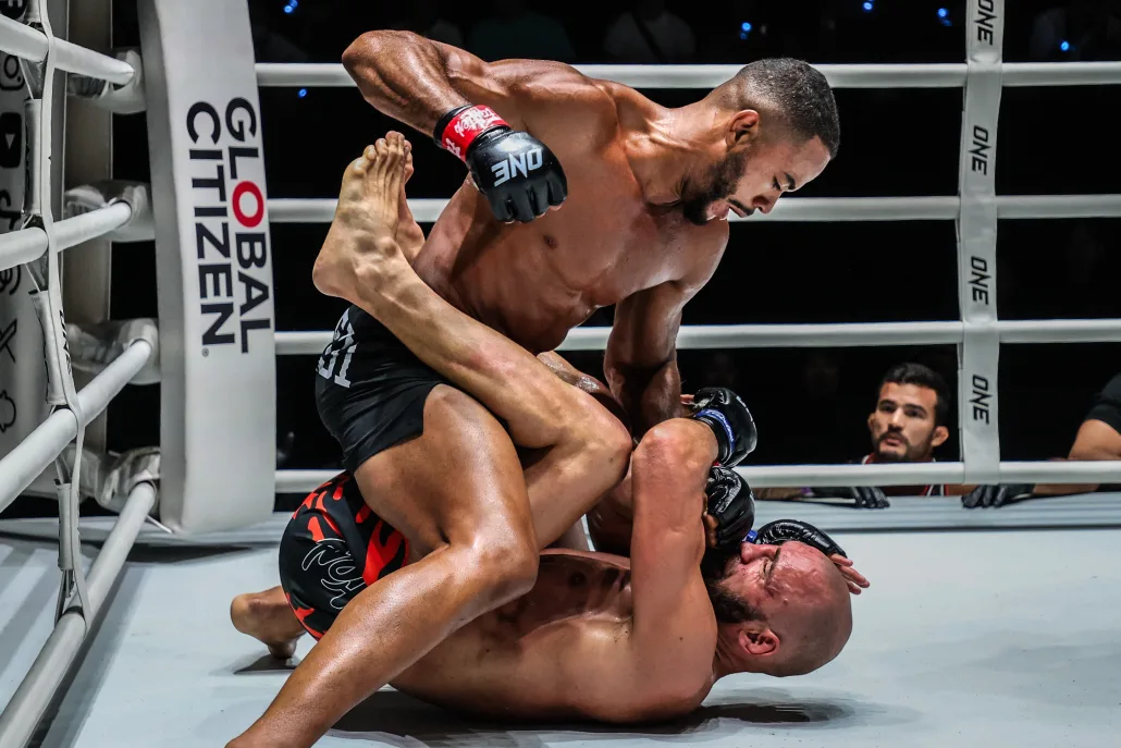 Matheus Pereira defeats Khasan Khaliev in an MMA war (ONE Championship)