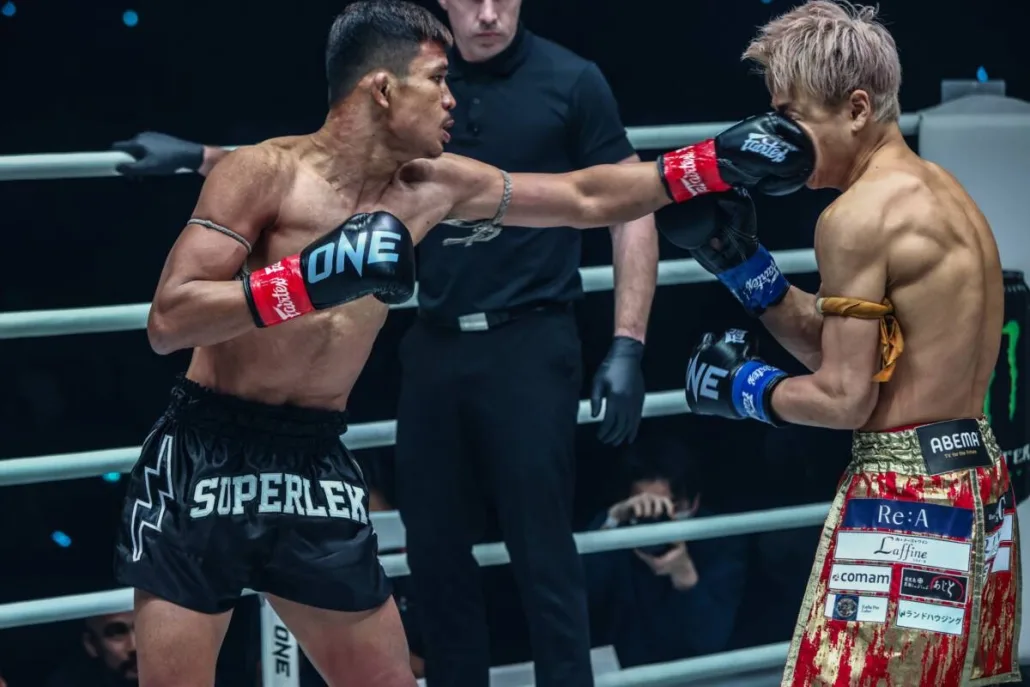 Superlek vs. Takeru at ONE 165 (ONE Championship)