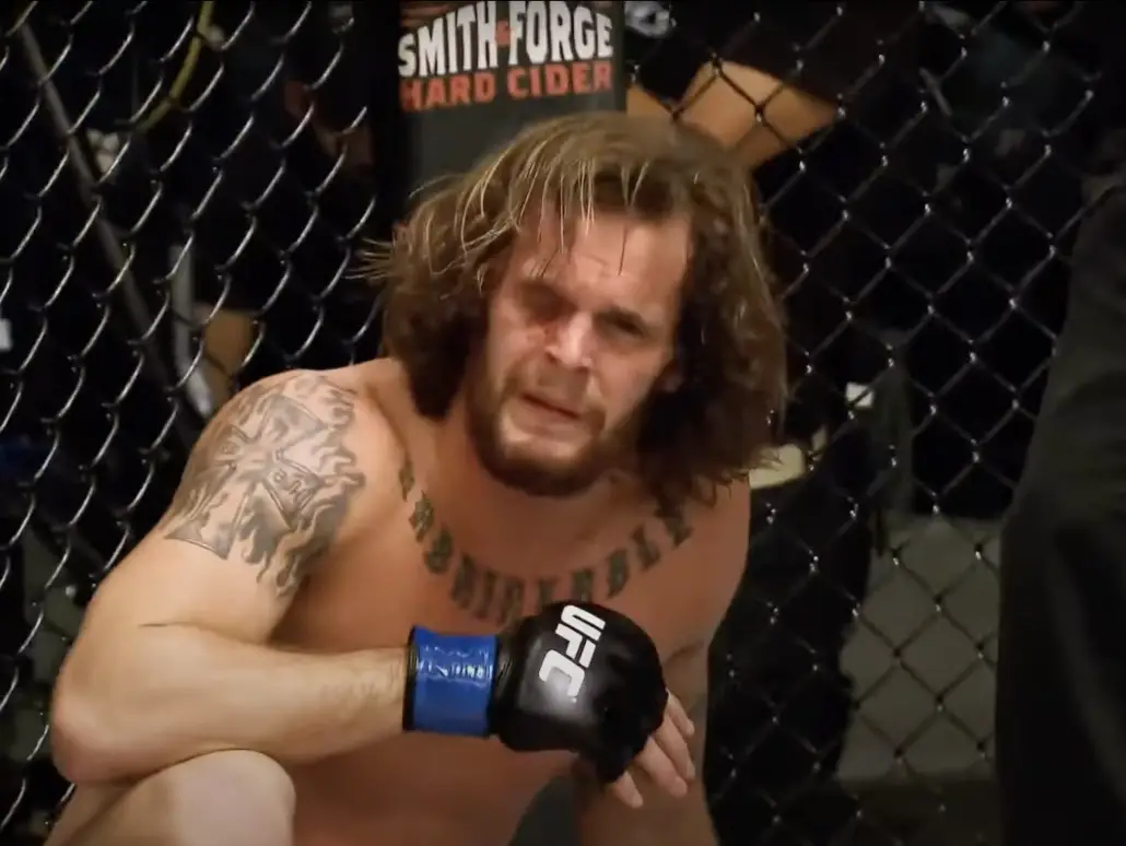 New UFC Gloves help to lower eye pokes